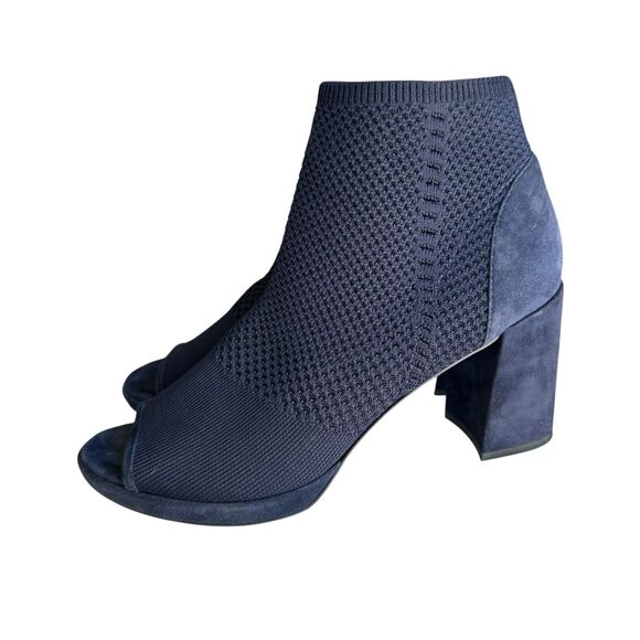 Eileen Fisher Navy Blue Knit Peep-Toe Booties Size 9 - Picture 3 of 9